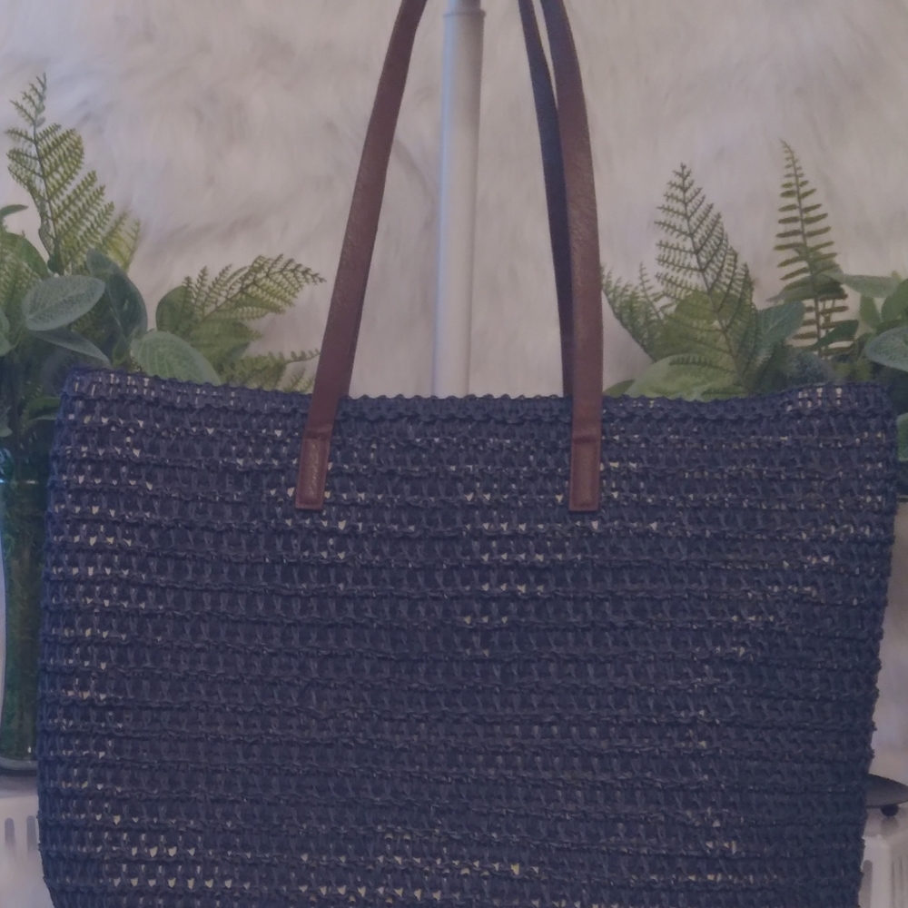 Beach tote bag